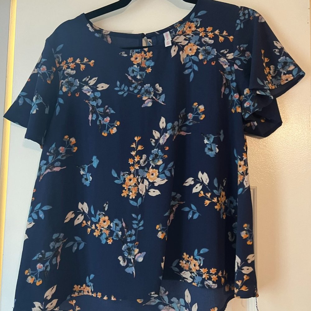 Navy Floral Flutter Sleeve Top